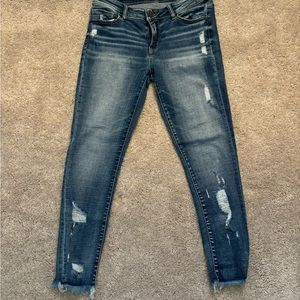 Buckle Victoria midrise ankle skinny 27